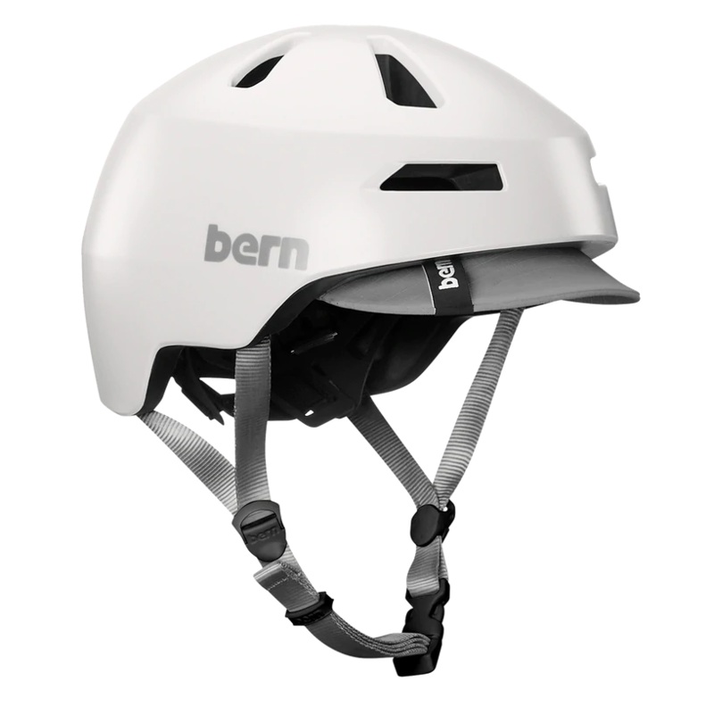 Bern Brentwood 2.0 Helmet with Visor – Satin White Satin White Small