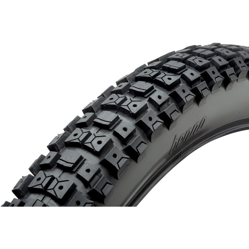 Benno Knobby Dirt Tire – 26 x 2.35″, Clincher, Wire, 180kg Rated, Black P9010