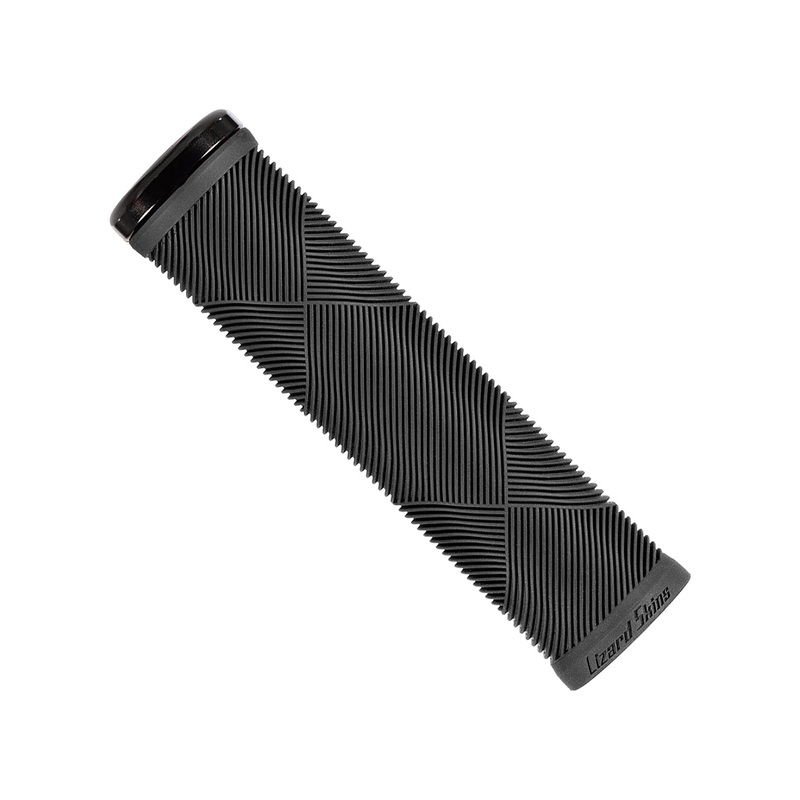 Lizard Skins Strata Lock On MTB Grip – Jet Black Jet Black