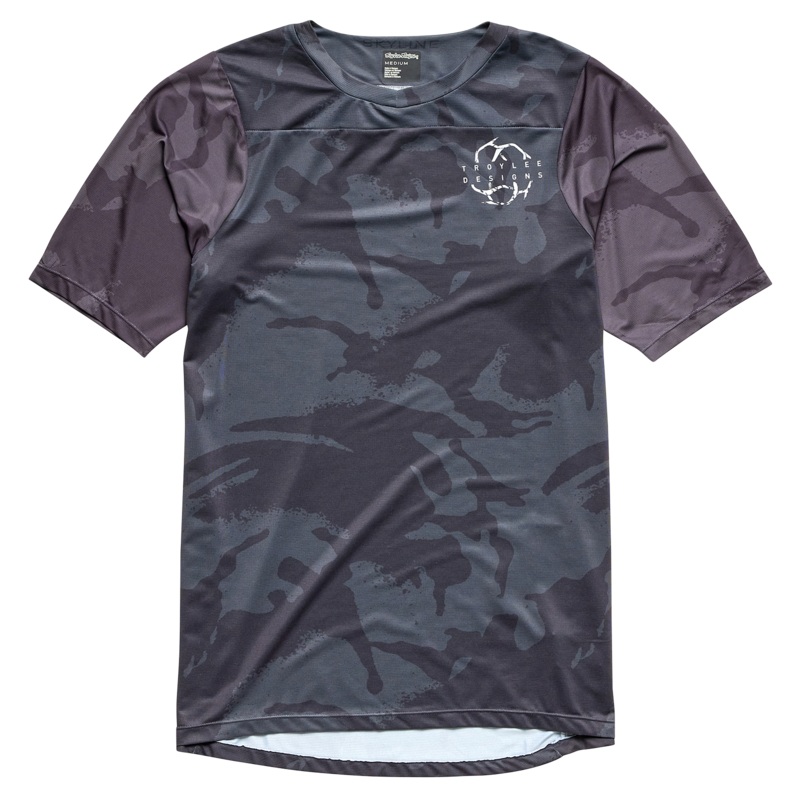 Troy Lee Designs Skyline Short Sleeve MTB Jersey – Shadow Camo – Carbon Carbon Small