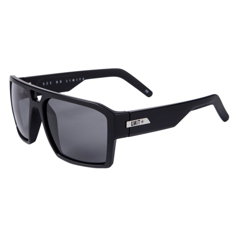Unit Vault Polarised Sunglasses – Matt Black Matt Black – Gray Lens