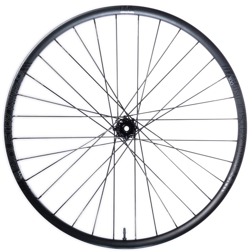 Hydra2 DH Front Wheel Black 27.5″ / Boost (15 x 110mm)