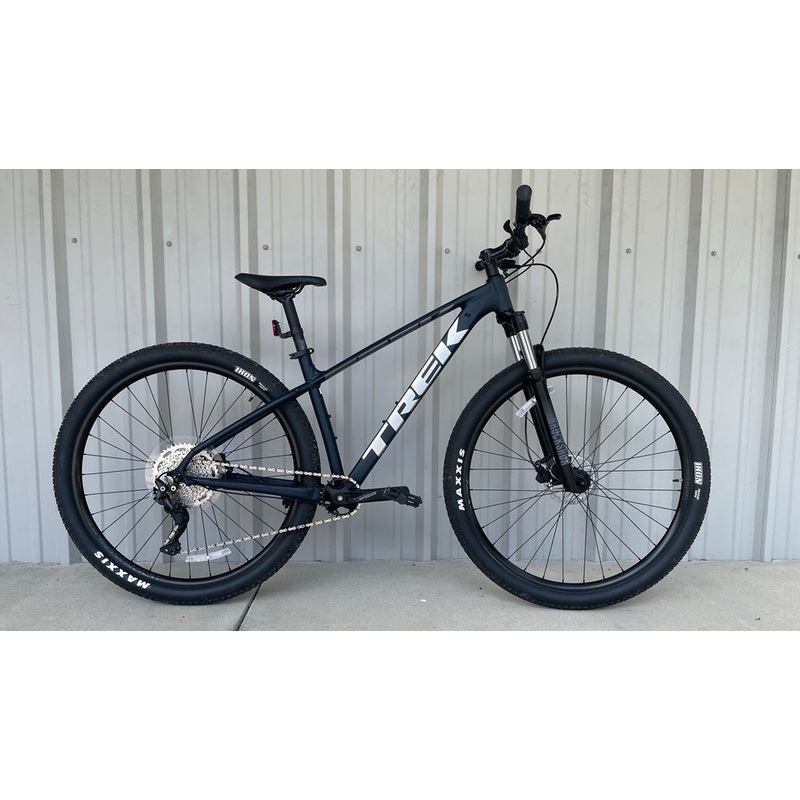 DEMO – 2025 Trek Marlin 7 Gen 2 – Large